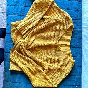 Cropped knot front sweater golden yellow size s/m